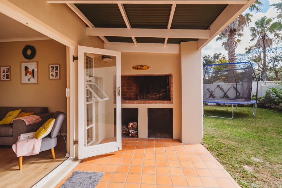3 Bedroom Property for Sale in King George Park Western Cape